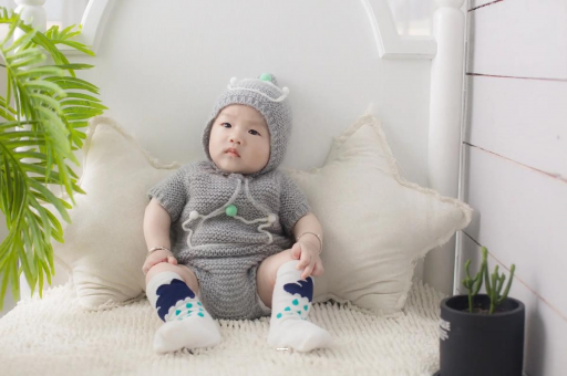 苏州宝宝揉眼睛是怎么回事